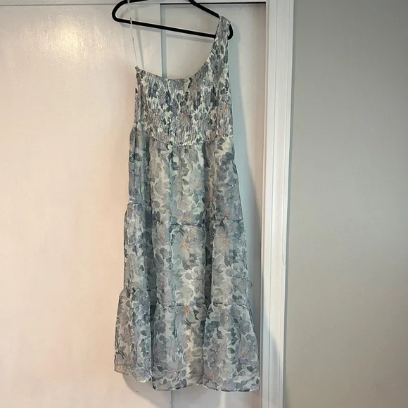 ARULA | Dresses | Arula Floral Maxi Dress Blue And White | Poshmark